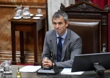 Aunque todavía no tiene los votos, el oficialismo acelera las negociaciones para aprobar la anulación de las PASO