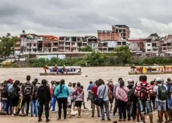 Argentina levantará una valla de 200 metros de alambre de púas en su frontera con Bolivia
