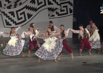 El Ballet Folclórico Municipal y la Banda Malambo mostraron su talento en Cosquín