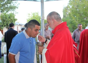 El Obispo Domínguez compartió una jornada en los  Hogares de Rama Caída