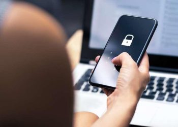 Pasa de forma desapercibida y vacía las cuentas bancarias: cómo identificar este virus en el celular