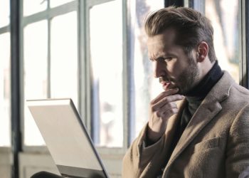 «Internet muerto»: la teoría que genera debate y está cerca de convertirse en realidad