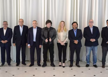 El oficialismo descartó la eliminación de las PASO y apuesta a los gobernadores para asegurar la suspensión