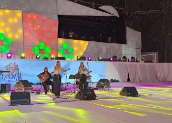 Mientras se llena el Chacho Santa Cruz sigue la previa