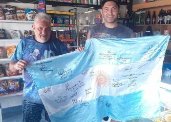 “Malvinas nos une”: la emotiva anécdota de un veterano de guerra en un inesperado encuentro en La Pampa