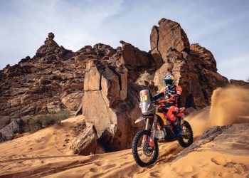 Dakar 2025: Luciano Benavides ganó la Etapa 5