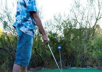 El Parque de la Aventura renueva su propuesta con un atractivo “minigolf de montaña” en el corazón de San Rafael