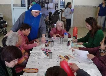 Almuerzo de Reyes para el hogar Divina Providencia: buscan agasajar a las chicas alojadas y a las monjas que brinda su ayuda