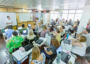 La Dirección General de Escuelas impulsa la terminalidad educativa para adultos en Mendoza