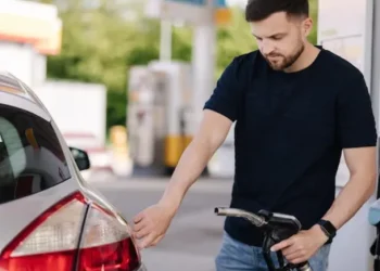 Así será el autoservicio de combustibles en la Argentina: qué empresa llega para ofrecerlo