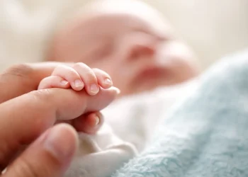 La disputa por el primer bebé argentino del 2025: ¿nació en Mendoza o San Juan?