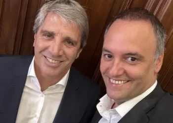 El gobierno anunció la baja «temporal» de retenciones para el campo