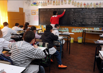 Entró en vigencia una ley clave para docentes con problemas de salud: en qué consiste