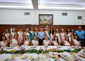 San Rafael en Vendimia: En la previa de la fiesta, las representantes desayunaron con Omar Félix