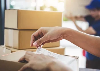 Importaciones: se podrán traer del exterior paquetes de hasta 50 kilos sin aranceles