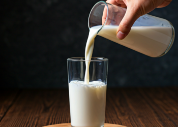 Cuánto tiempo dura la leche abierta en la heladera