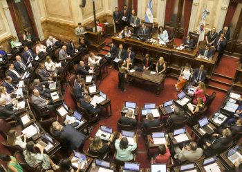 Acuerdo en el Senado para avanzar con la suspensión de las PASO