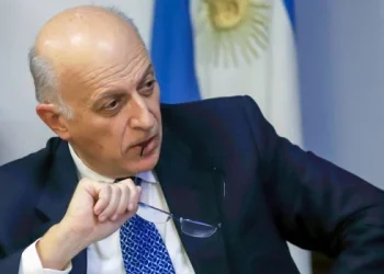 El procurador Casal pidió a la Corte Suprema que suspenda el fallo que otorga potestad a la Justicia porteña para revisar causas