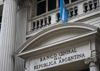 Por los pagos de deuda, las reservas cayeron en US$ 1.300 millones durante enero