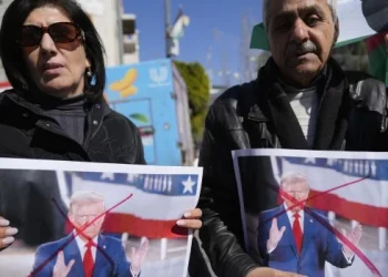 Aliados y adversarios rechazan la sugerencia de Trump de que Estados Unidos «tome» el control de Gaza