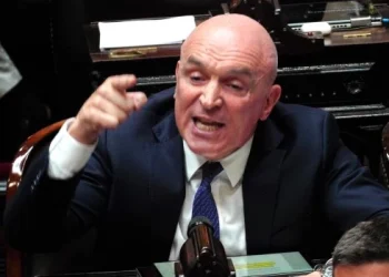 Espert pidió la renuncia de Axel Kicillof por «ineptitud»