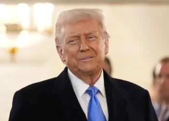 Trump dice que acordó con Putin comenzar las negociaciones para poner fin a la guerra en Ucrania