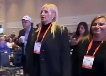 «Is my girlfriend»: Milei le presentó a la CPAC a Yuyito González