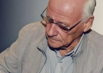 Comenzó el juicio de cirujano francés acusado de abusar sexualmente de 299 personas, en su mayoría niños