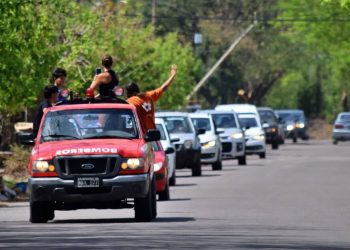 Un recibimiento en “caravana” para el realpadrino que conquistó el Aconcagua