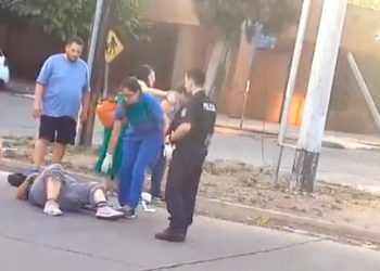 Motociclista borracho atropelló a dos mujeres