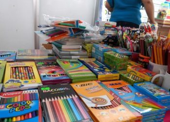 Entidades católicas trabajan para reunir insumos escolares para repartir entre niños necesitados