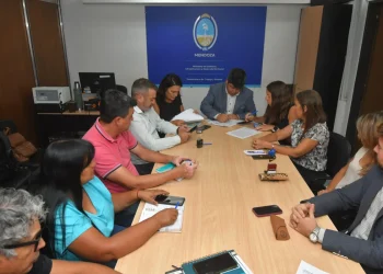 Paritaria: en qué consiste la nueva oferta salarial que el SUTE llevará a las escuelas