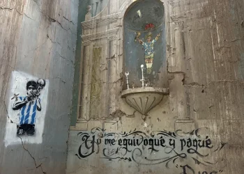 Una iglesia abandonada de Mendoza le rinde homenaje a Diego Maradona: dónde se ubica y cómo surgió