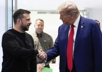 Trump dice ante Zelenski que están «bastante cerca» de un acuerdo para acabar la guerra