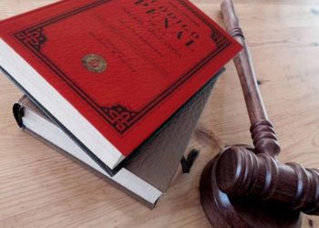 Abogado analiza las implicancias que tendríala salida de la figura del femicidio del Código Penal