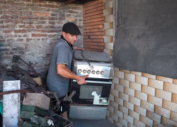 Ángel, el chatarrero que se aferra al oficio y se niega a dejarlo morir: “Podés ganar hasta $200.000 por día”