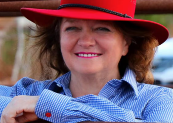 Es una de las mujeres más rica del mundo y fue a la Justicia para negarles la herencia a sus hijos