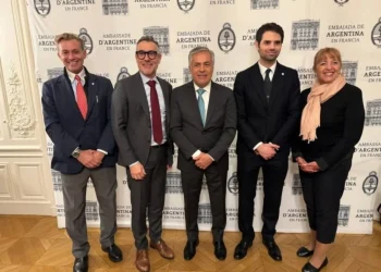 El dato sobre un vino mendocino que el embajador en Francia le dio a Alfredo Cornejo