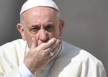 El Papa sigue el tratamiento para la neumonía bilateral y permanece estable