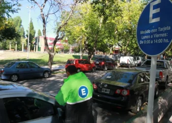 Estacionamiento medido: qué municipios tienen y cuánto recaudan por mes