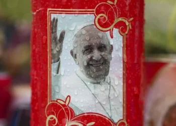 Francisco cumple 28 días internado, es la segunda hospitalización más larga de un papa