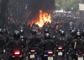 Bullrich denunciará a los barras y a los intendentes de La Matanza y Lomas de Zamora por los disturbios en el Congreso
