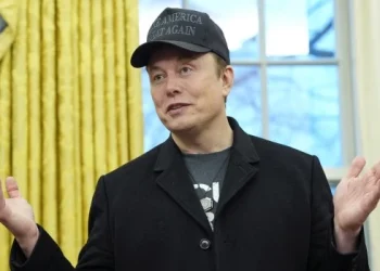 La fortuna de Elon Musk se achicó casi 40% desde que asumió Trump