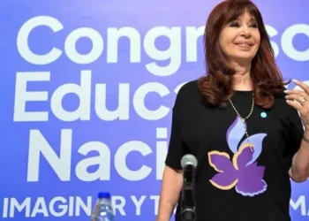 CFK contra Milei y los diputados del PJ que avalaron el DNU: “Le dieron un cheque en blanco”