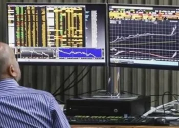 Una caída en los bonos de la deuda llevó el riesgo país otra vez a la zona de 800 puntos