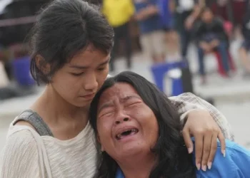 El olor a muerte inunda las ciudades de Myanmar tras el sismo que mató a más de 1.600 personas