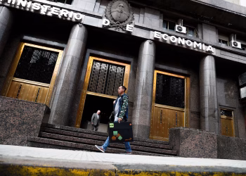 El gobierno tomó una decisión clave para el mercado en medio de la tensión cambiaria