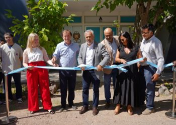 Avances en salud y conectividad: Cornejo y Casado recorrieron el nuevo CAPS en Valle Grande