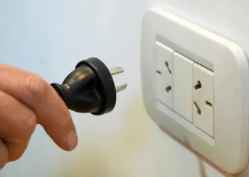 El EPRE actualizó los valores de ítems que impactarán en la factura de la luz