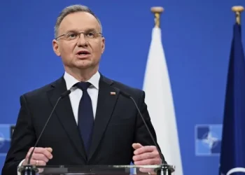 El presidente Duda pide a Estados Unidos que despliegue armas nucleares en Polonia